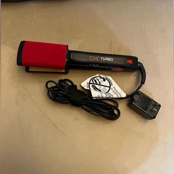 NWOB. CHI Turbo 2” flat Iron - Picture 1 of 3